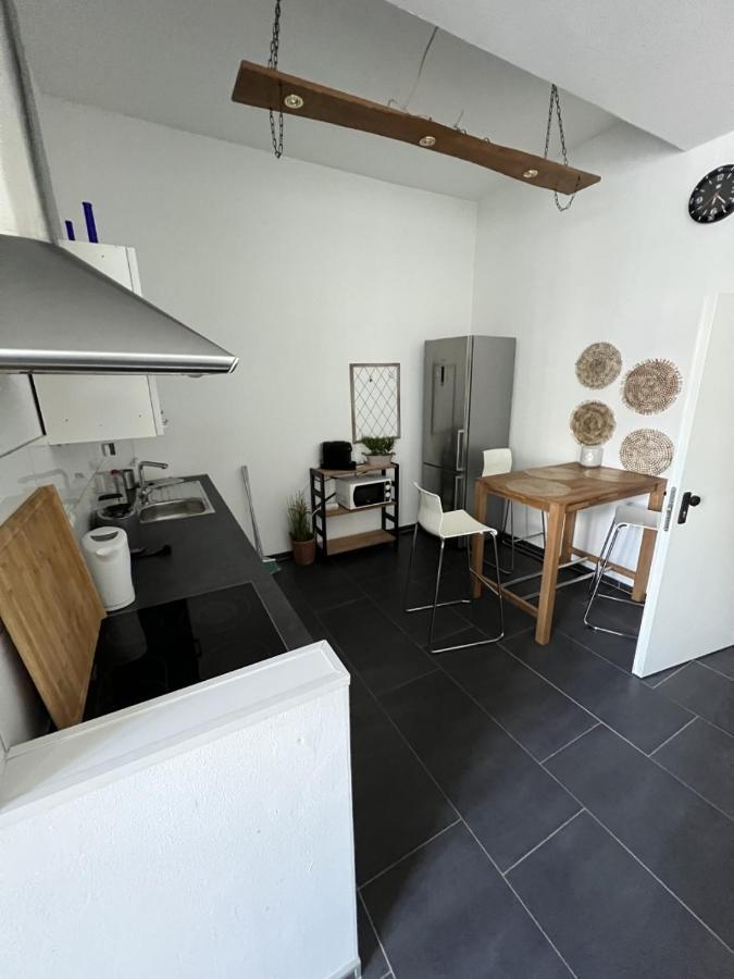 Viersen Schoene Apartments Am Duelkener Bahnhof Luaran gambar