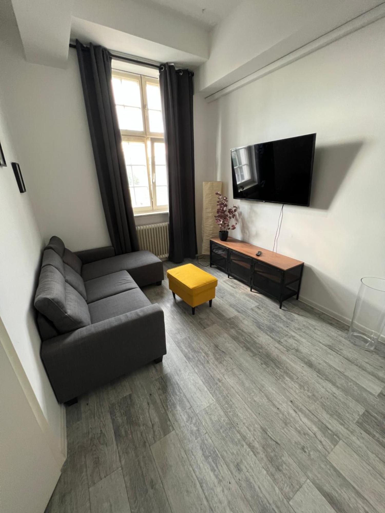Viersen Schoene Apartments Am Duelkener Bahnhof Luaran gambar