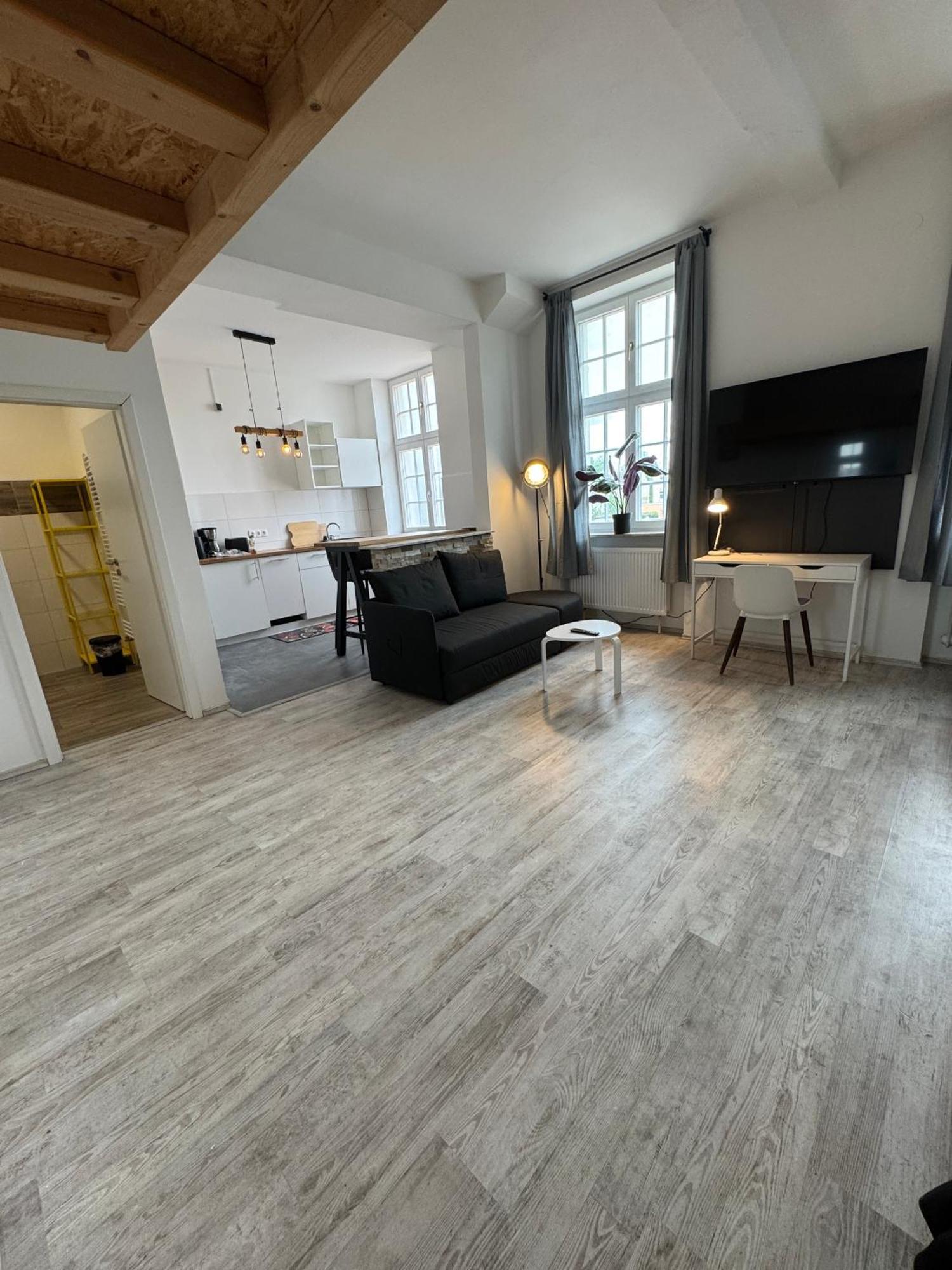 Viersen Schoene Apartments Am Duelkener Bahnhof Luaran gambar